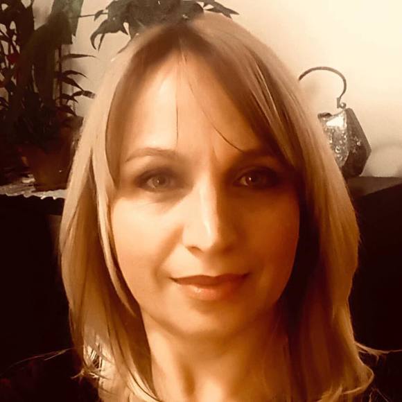 Meet your Posher, Nina - Picture 1 of 1